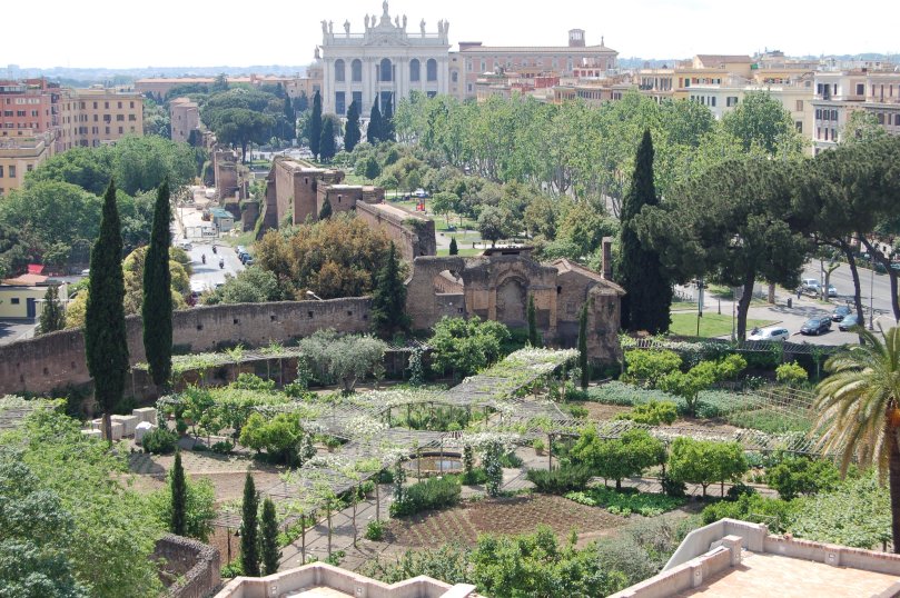 Orto Santa Croce Gerusalemme